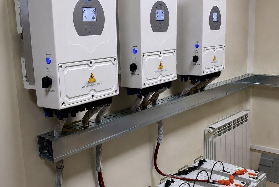 vprovadzhennya-sistemi-zberigannya-energiji-dlya-zabezpechennya-bezperebiynoji-roboti